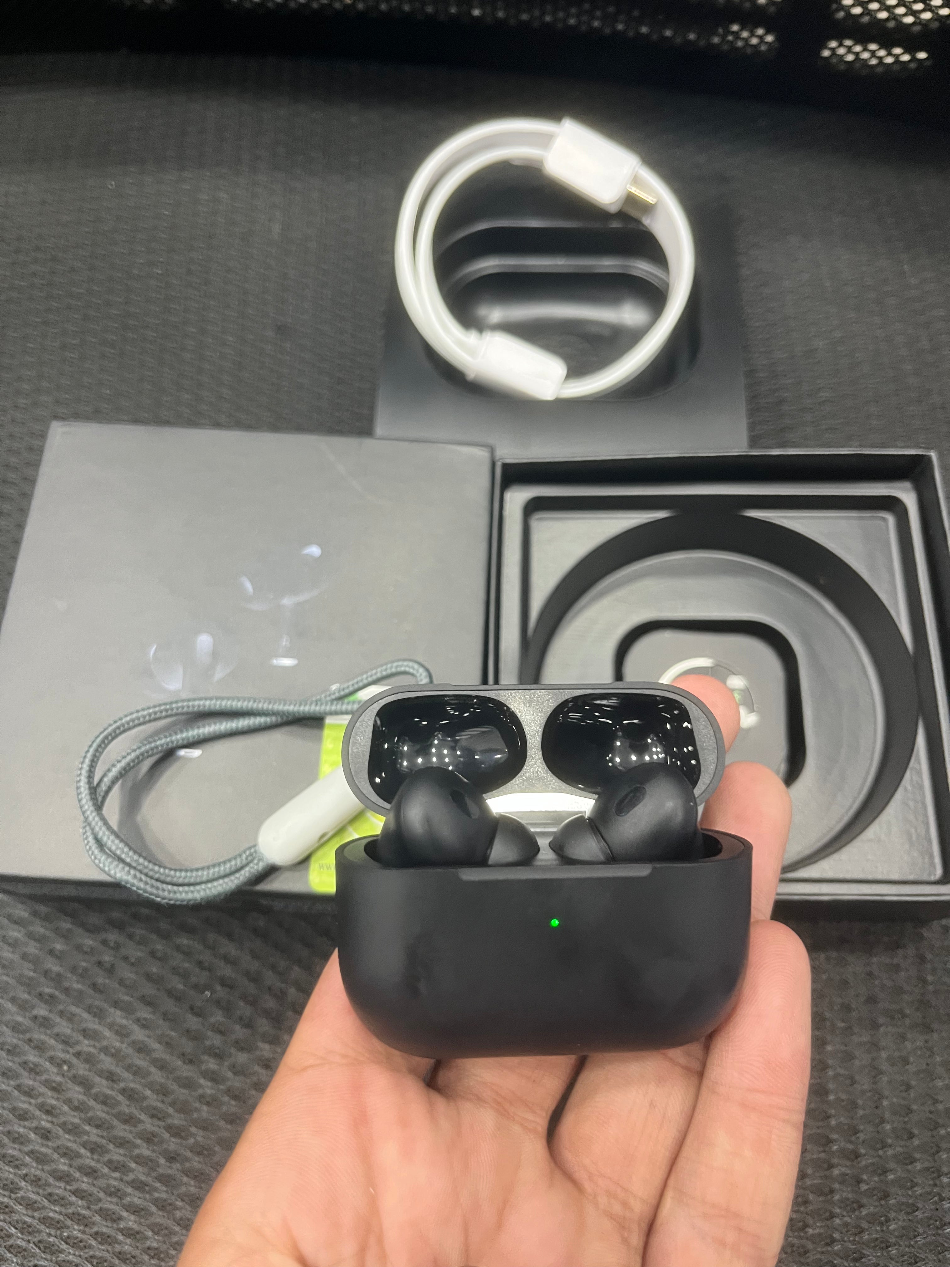 AIRPODS PRO 2 BLACK